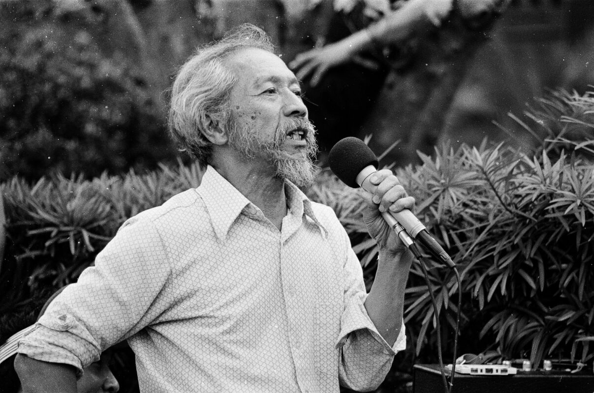 1987年6月，田朝明醫師參加反對制定國安法，在立法院前演講。
攝影/邱萬興